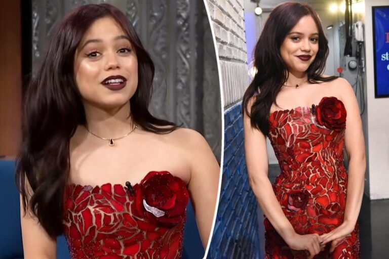 Jenna Ortega wears gorgeous rose-shaped minidress fabricated from ‘glass’ Jenna Ortega wears gorgeous rose-shaped minidress fabricated from ‘glass’
