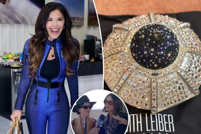 The Kardashians present Lauren Sánchez a UFO purse after Blue Origin house flight