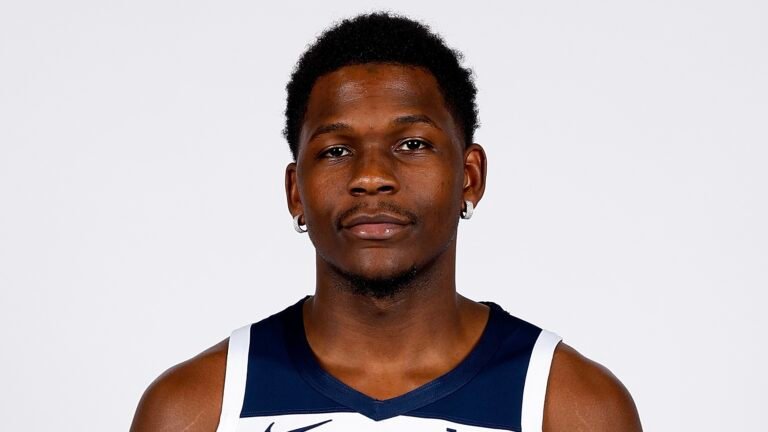 Anthony Edwards Reportedly Information Paternity Go well with Towards Ex-GF