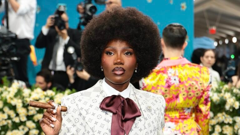 Doechii Reacts To Viral Footage Of Her Yelling At Staff Earlier than Met Doechii Reacts To Viral Footage Of Her Yelling At Staff Earlier than Met