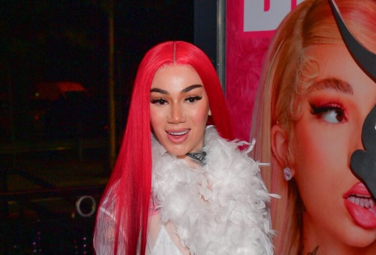 Bhad Bhabie Shakes Up The Web With NEW Look (PHOTOS)