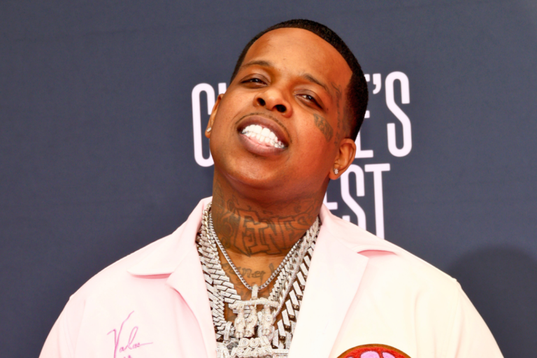 Finesse2Tymes Admits He Did not Brush His Enamel Earlier than Veneers