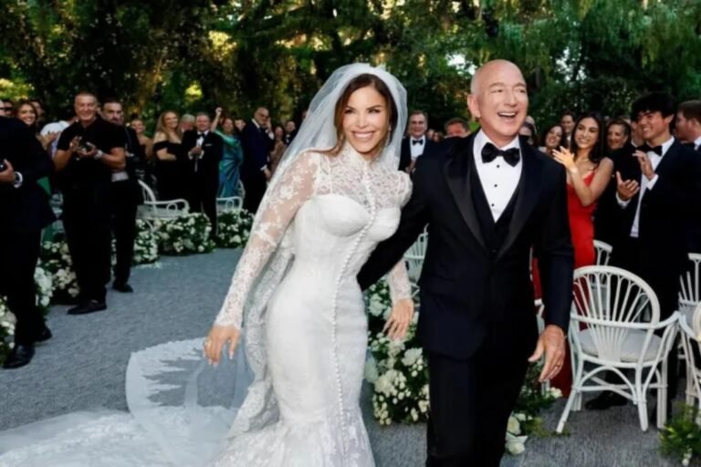 Lauren Sánchez wears Dolce & Gabbana corset marriage ceremony robe to marry Jeff Bezos in Italy