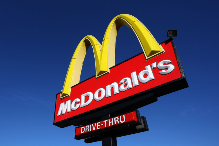 McDonald’s Supervisor Fatally Stabbed Over Argument With Employees McDonald’s Supervisor Fatally Stabbed Over Argument With Employees