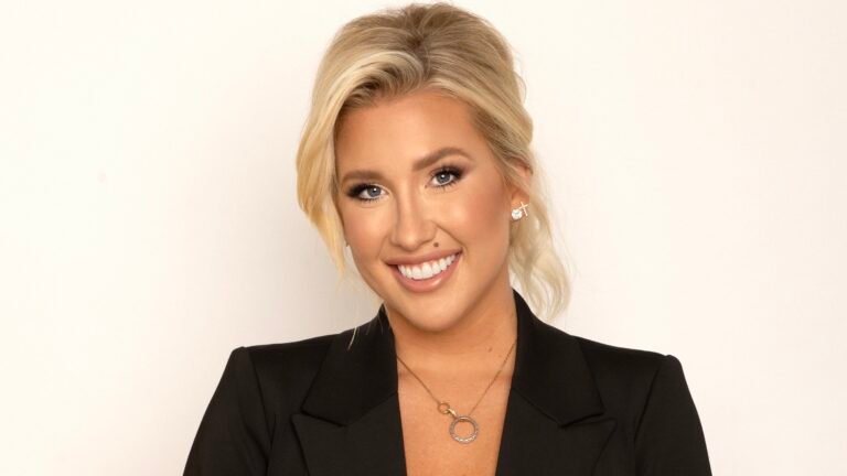 Savannah Chrisley Reveals Liposuction, 40-Pound Weight Achieve Savannah Chrisley Reveals Liposuction, 40-Pound Weight Achieve