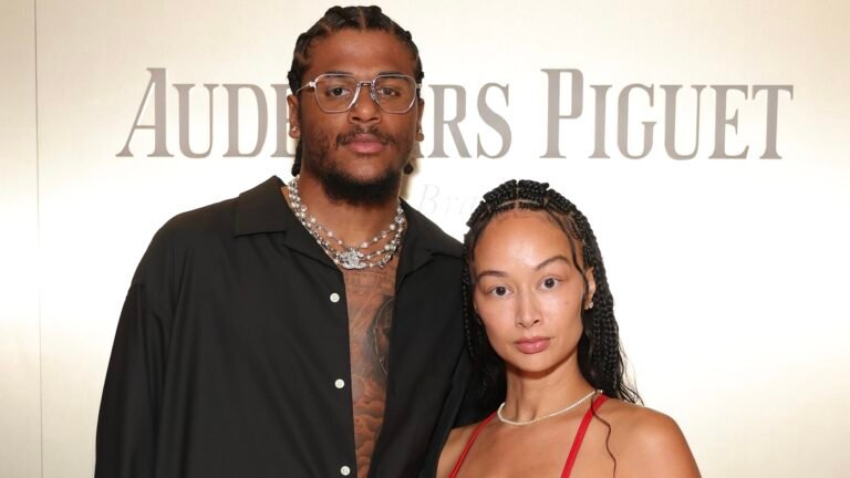 Social Reacts To {Couples} Interview Social Reacts To {Couples} Interview