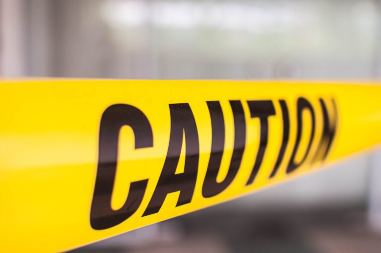 Discovered In Bathtub W/ Crushed Hand & Blisters Discovered In Bathtub W/ Crushed Hand & Blisters