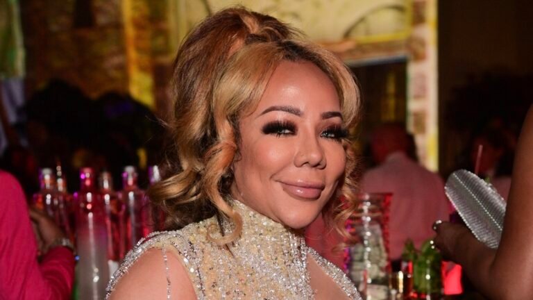 Tiny Harris Turns Heads W/ New Hair & Face Glam (PHOTO)