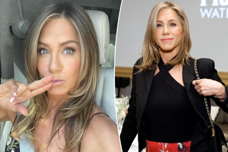 Jennifer Aniston reveals her secret to ‘getting old gracefully’ after cosmetic surgery hypothesis Jennifer Aniston reveals her secret to ‘getting old gracefully’ after cosmetic surgery hypothesis